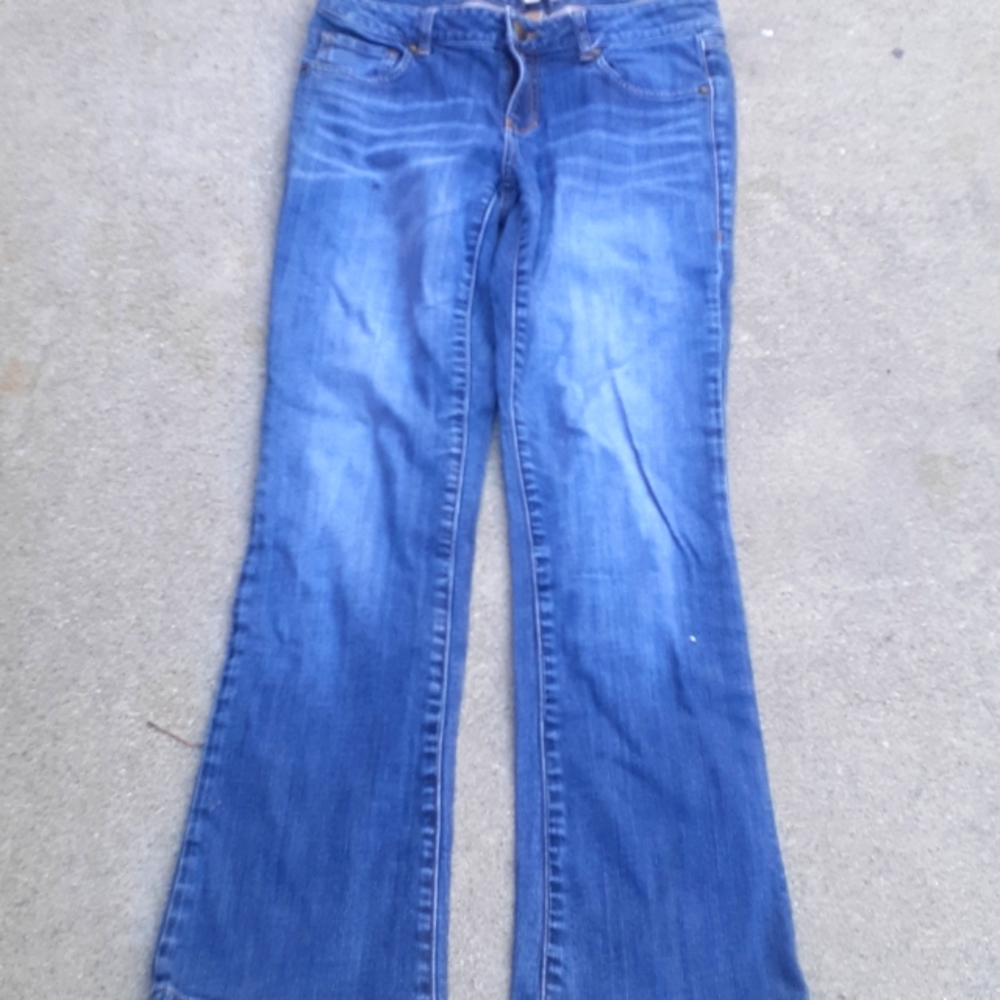 CAbi Pants Women's Size 6 Bootcut Stretch Jeans